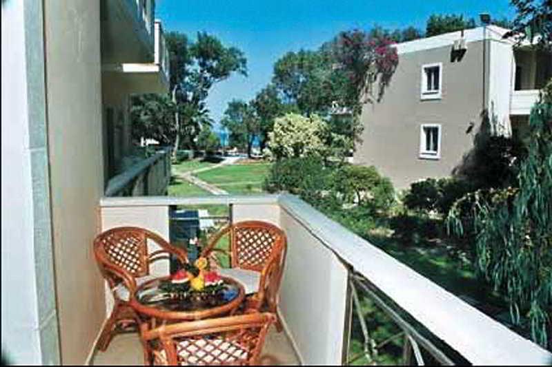 Marita'S Apartments Ханья Экстерьер фото